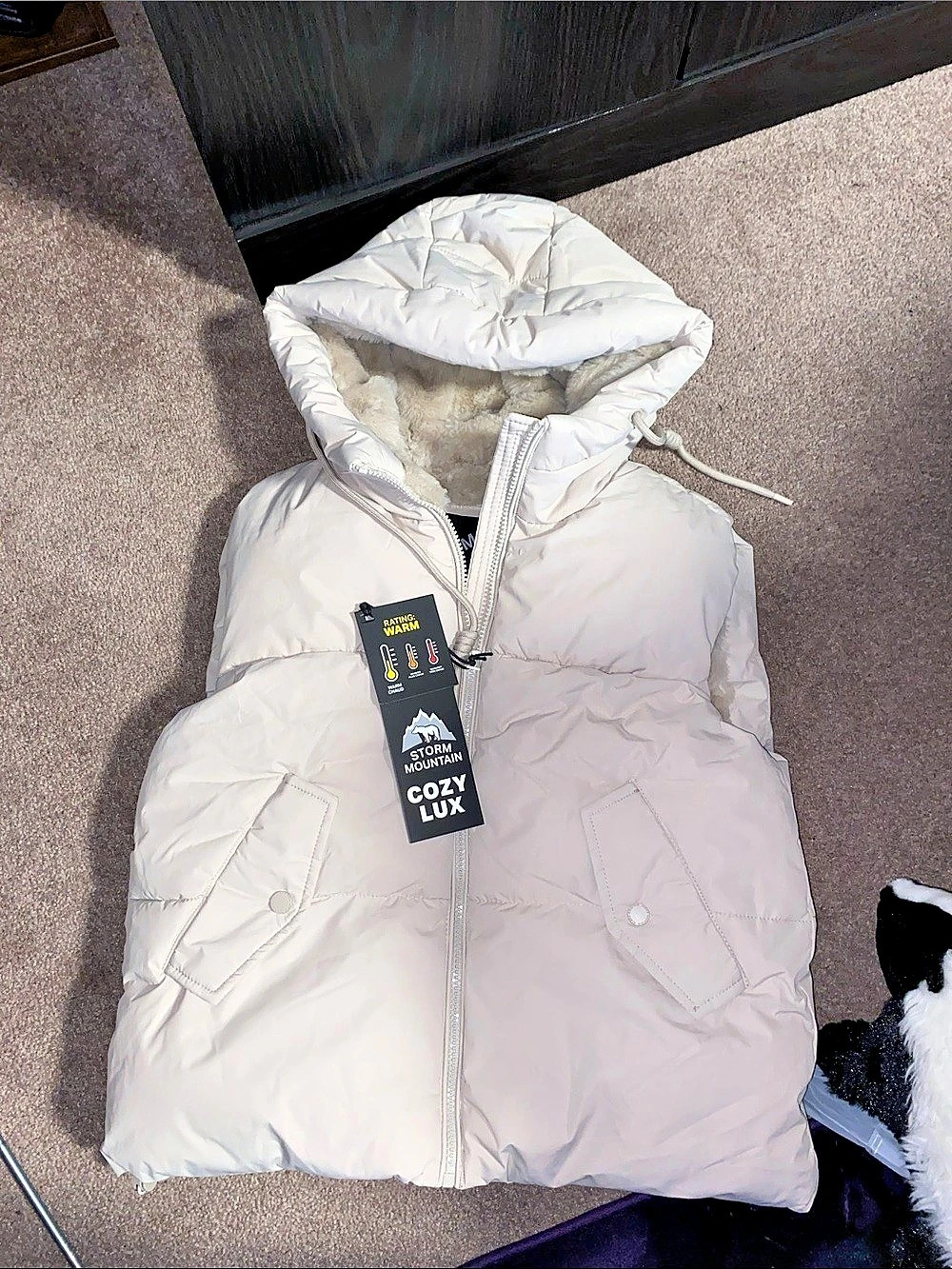 Women's Puffer Vest in White Size XS NWT
